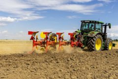 Pottinger SERVO 3000 PN 240x160 PÖTTINGER SERVO 45 M ? pługi do pracy z ciągnikami o mocy 140   240 KM