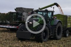 Claas Lexion 770 Fendt 1050 kukurydza 2023 film 240x160 Crystal 160 i Forterra 150 HD   dwaj mocarze Zetora