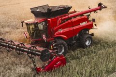 CASE IH Axial Flow 160 Series 240x160 Pöttinger TERRADISC T z systemem wysiewu dla AMICO F   Użyźnianie gleby w jednym przejeździe