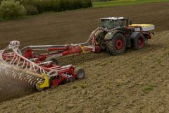 Pottinger TERRADISC T Amico F 240x160 Zgrabiarka taśmowa Pöttinger MERGENTO zdobywcą tytułu „FARM MACHINE 2023”