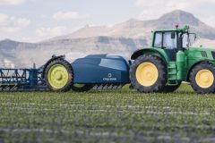 crop.zone i John Deere zdobywaja nagrode Agrifuture Award 1 240x160 John Deere opracowuje silnik na etanol – zapowiedź targów AGRITECHNICA 2023