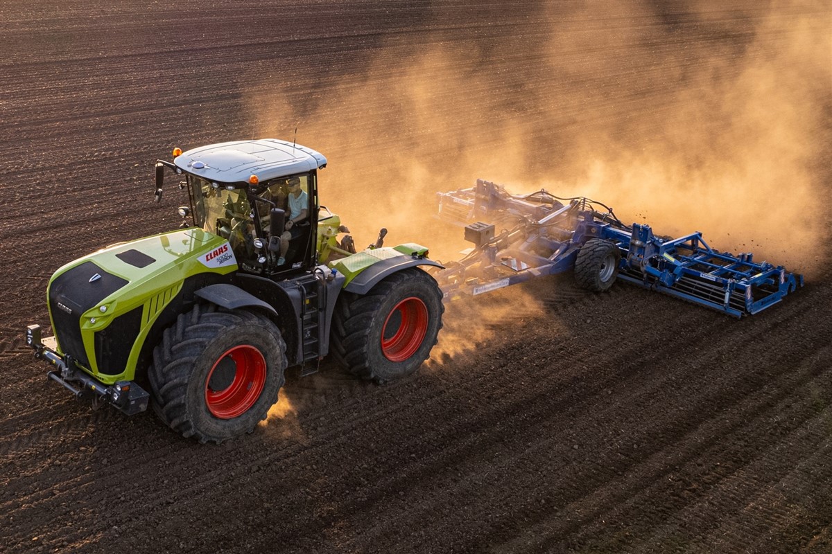 8 system laczenia narzedzi Rolmako BigField System łączenia narzędzi BigField   jedno podwozie do kilku maszyn uprawowych