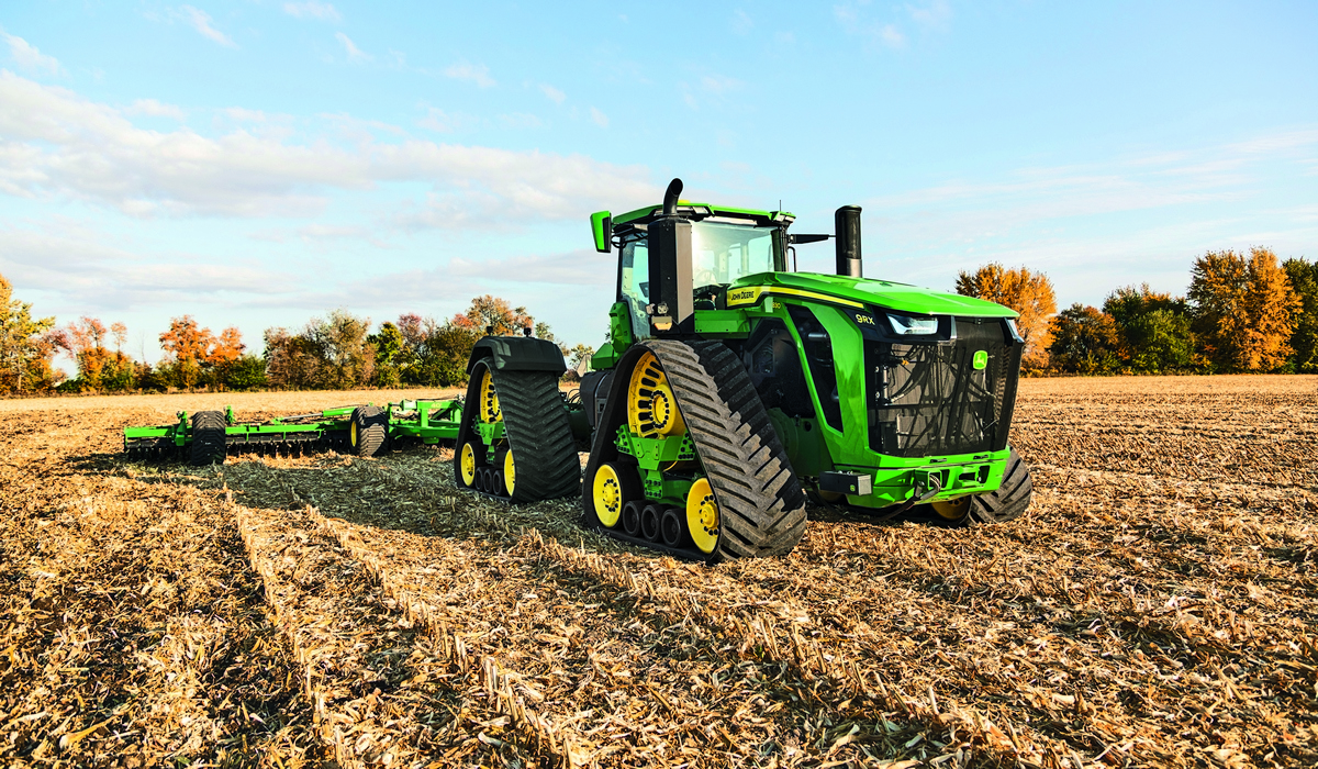 John Deere 9RX 913 KM 3 Zielona moc XXL! Nowe ciągniki John Deere serii 9RX o maksymalnej mocy 913 KM