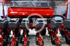 Horsch Maestro 6 TX agrotech 2024 film 240x160 HORSCH Maestro TX ? polska premiera nowego siewnika na targach Agrotech 2023