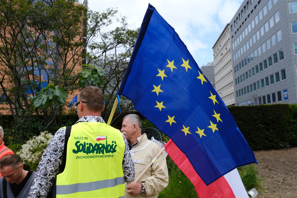 1 Protest rolnikow Protesty rolników oczami producenta maszyn ? Rolmako
