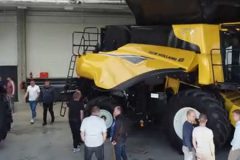 New Holland nowy oddzial Osadowski 240x160 AGRO SHOW 2024   Fotogaleria cz.3