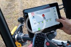 Horsch Leeb VT operator 2024 film 240x160 NOVA 14 ? pierwszy samojezdny opryskiwacz firmy LEMKEN