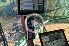 John Deere kkombajny rolnictwo precyzyjne 2024 film 240x160 Ulgi podatkowe w branży produkcji maszyn   zapraszamy na webinar