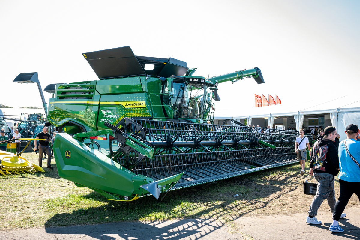 John Deere 25 lat w Polsce 2 John Deere świętuje 25 lat obecności w Polsce ? jubileuszowa oferta