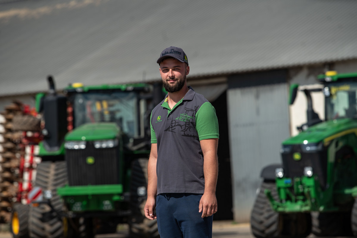 John Deere w gospodarstwie Baranowskich 1 Trwałość, niezawodność i rolnictwo precyzyjne ? maszyny John Deere w gospodarstwie Baranowskich w Lęborku