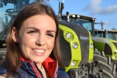 Claas polskie rolniczki 240x160 Rolnicy zdecydowali, która firma otrzymała tytuł Dealera Roku 2024 CLAAS