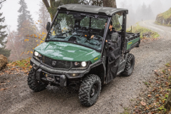 John Deere Gator 2025 240x160 Nowe pojazdy Gator XUV do pracy przy dużych obciążeniach