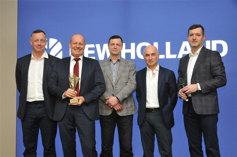 Brazowy Klos Agrosklad Gala Dealerów New Holland 2024   Najlepsi uhonorowani statuetkami  Kłosów 