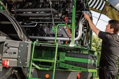 John Deere przeglad sieczkarni 240x160 Kukurydza na kiszonkę 2018. John Deere 6710 nadal w akcji! (nowe tylne lampy LED)
