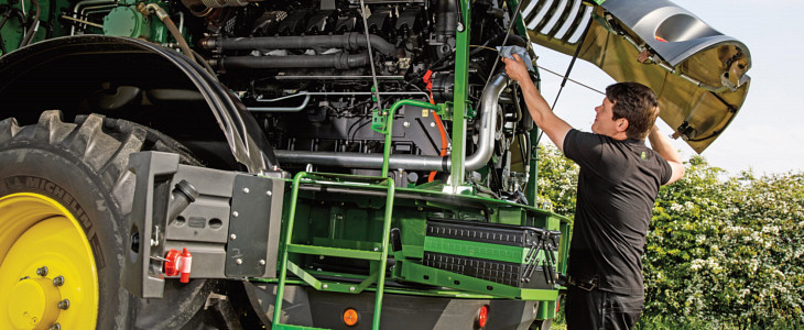 John_Deere_przeglad_sieczkarni
