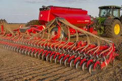 Horsch Avatar 12 LC 240x160 Paryska premiera marki HORSCH