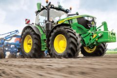 John Deere Automatyzacja siew 240x160 100 lat traktorów John Deere ? specjalny konkurs dla fanów