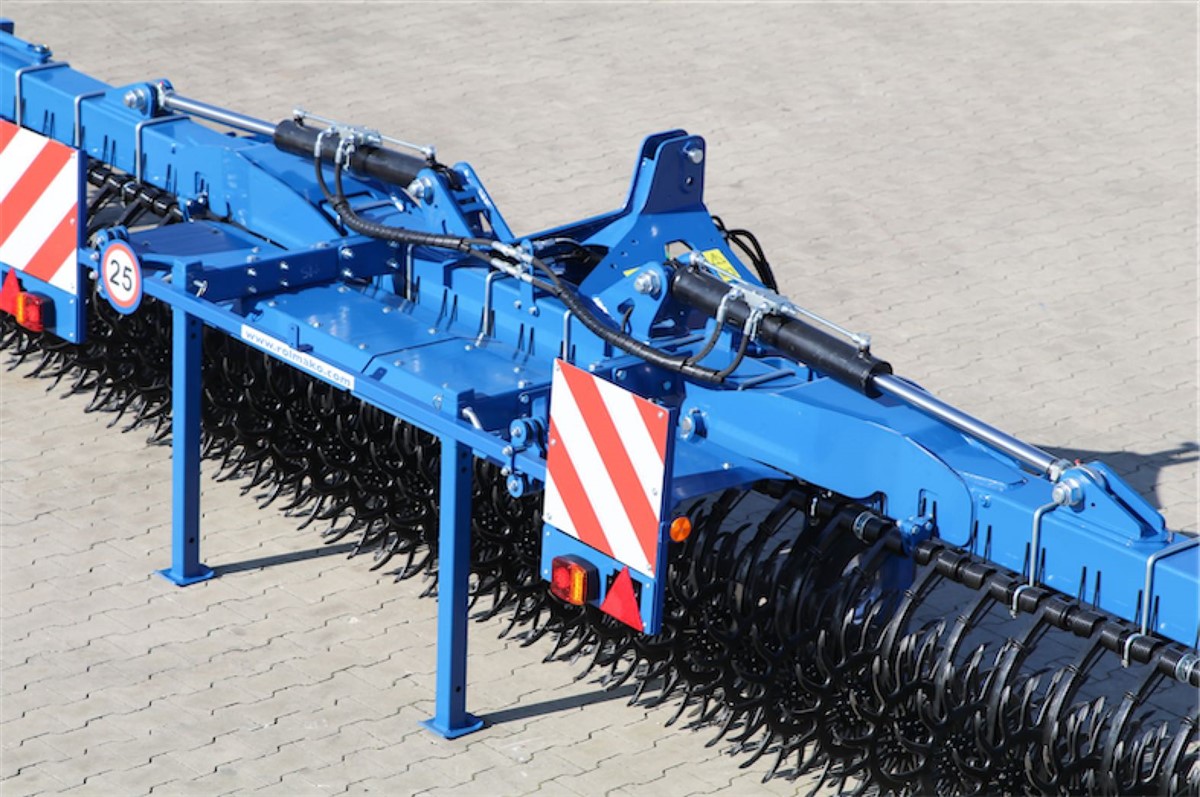 4 rolmako chwastownik matrix Integrowana uprawa – w jaki sposób agrotechnika wspiera redukcję stosowania nawozów, pestycydów i herbicydów