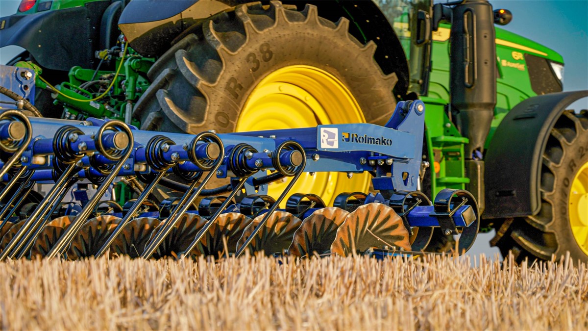 9 rolmako brona mulczujaca springexpert Integrowana uprawa – w jaki sposób agrotechnika wspiera redukcję stosowania nawozów, pestycydów i herbicydów