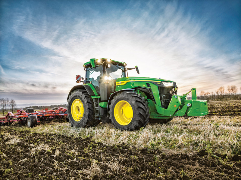 John Deere Jak technologia chlodzi rolnictwo 4 Jak technologia chłodzi rolnictwo czyli jak John Deere dba o komfort pracy operatora