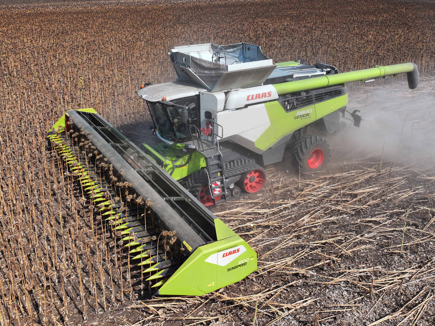 999606 27 Nowe przystawki do zbioru słonecznika CLAAS SUNSPEED   niezależna od rzędów szerokość robocza do 11,9 m