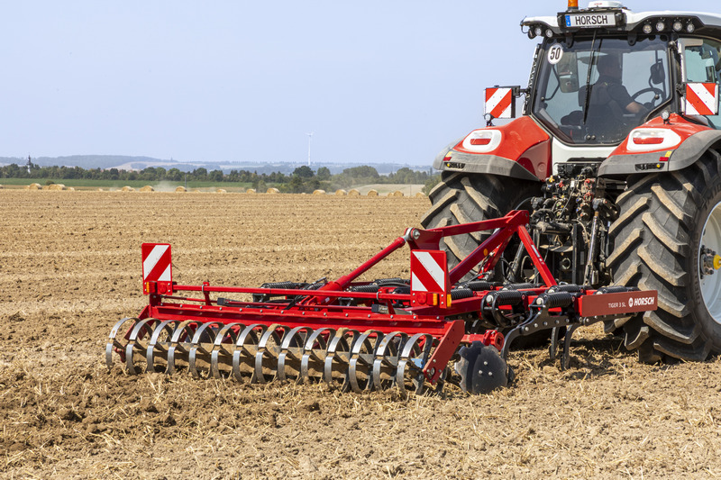 Horsch Tiger 3 SL 2 Nowy HORSCH Tiger zawieszany na TUZ ie
