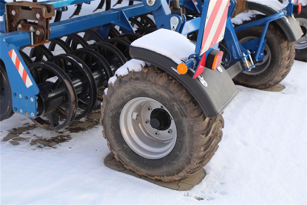 11 Rolmako Opony Jak właściwie przygotować maszyny uprawowe do zimy?