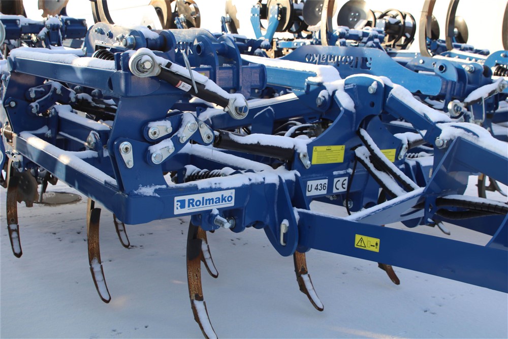 14 Rolmako Kultywator U436 Jak właściwie przygotować maszyny uprawowe do zimy?