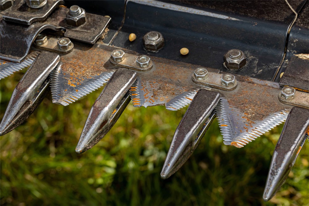 6 Rolmako Konserwacja Jak właściwie przygotować maszyny uprawowe do zimy?