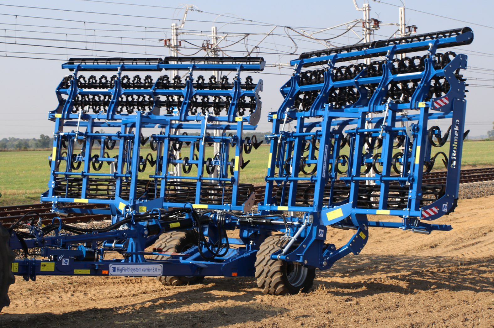 7 Rolmako Kompaktor BigField Ewolucja uprawy gleby – od tradycji po innowacyjne metody