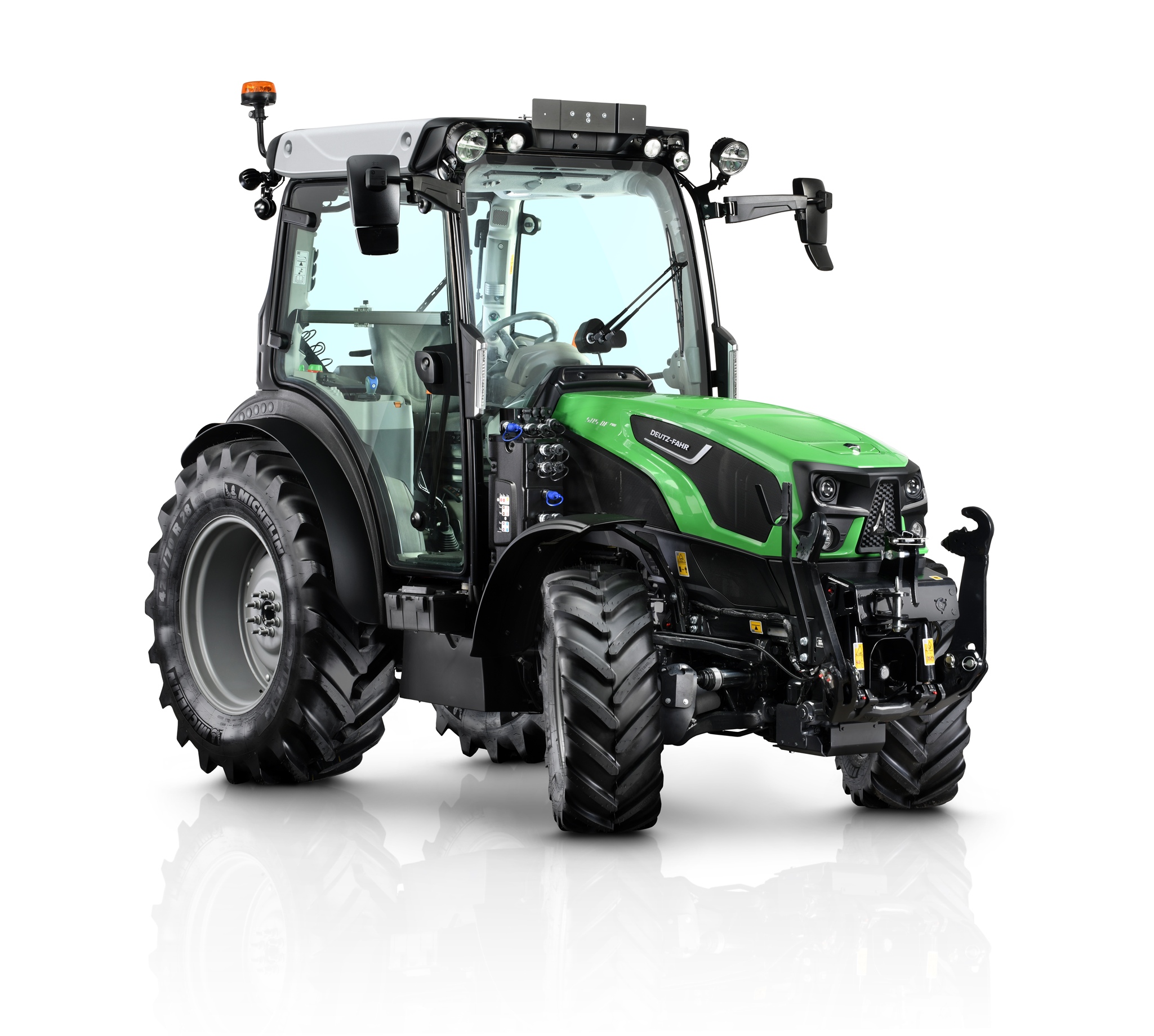 DEUTZ FAHR 5DS Gama ciągników DEUTZ FAHR   bogata oferta modeli i wyposażenia