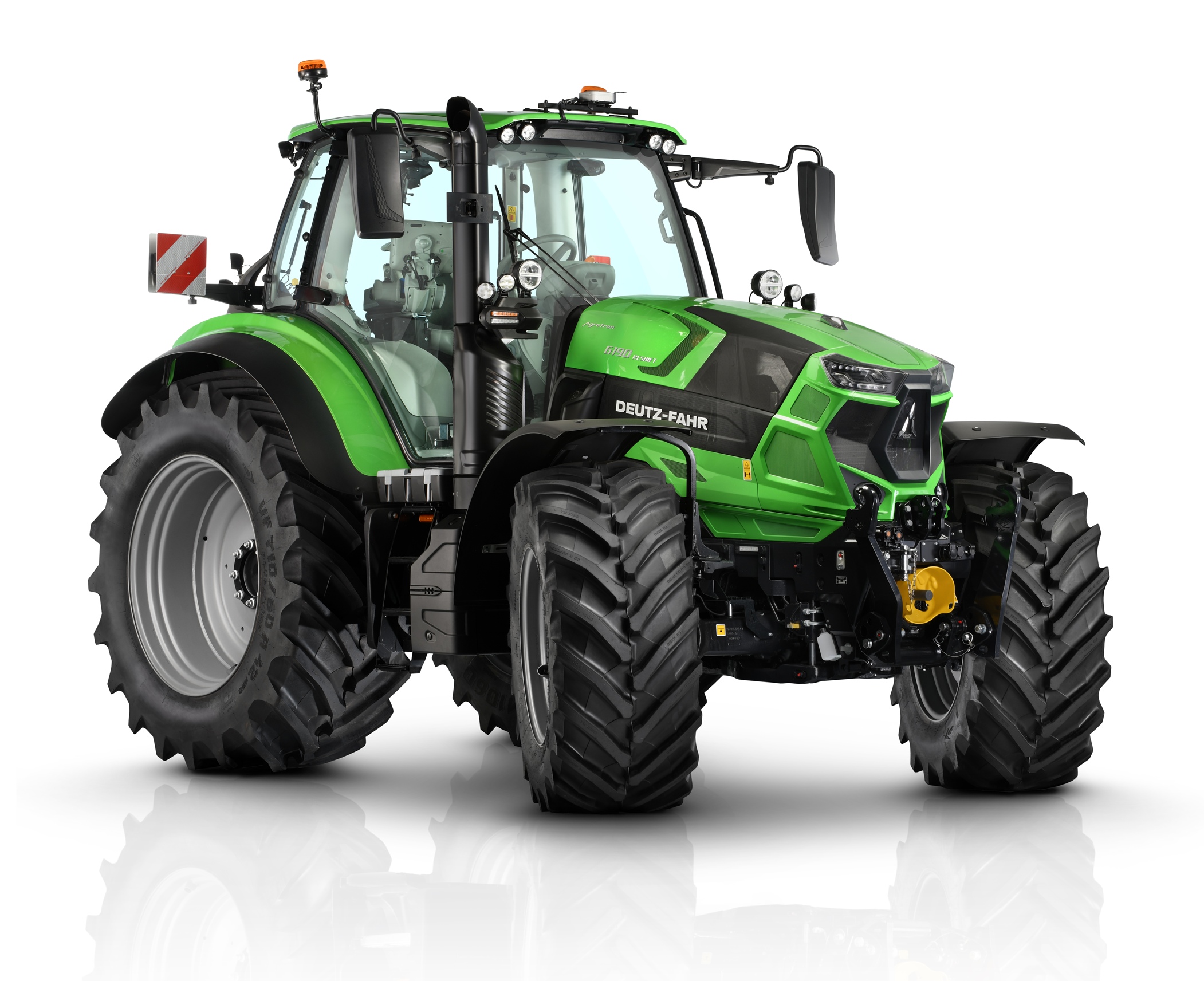 DEUTZ FAHR 6 RCSHIFT Gama ciągników DEUTZ FAHR   bogata oferta modeli i wyposażenia