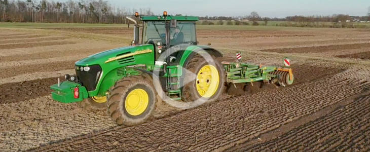 John_Deere_7820_Amazone_Cenio_film_2026