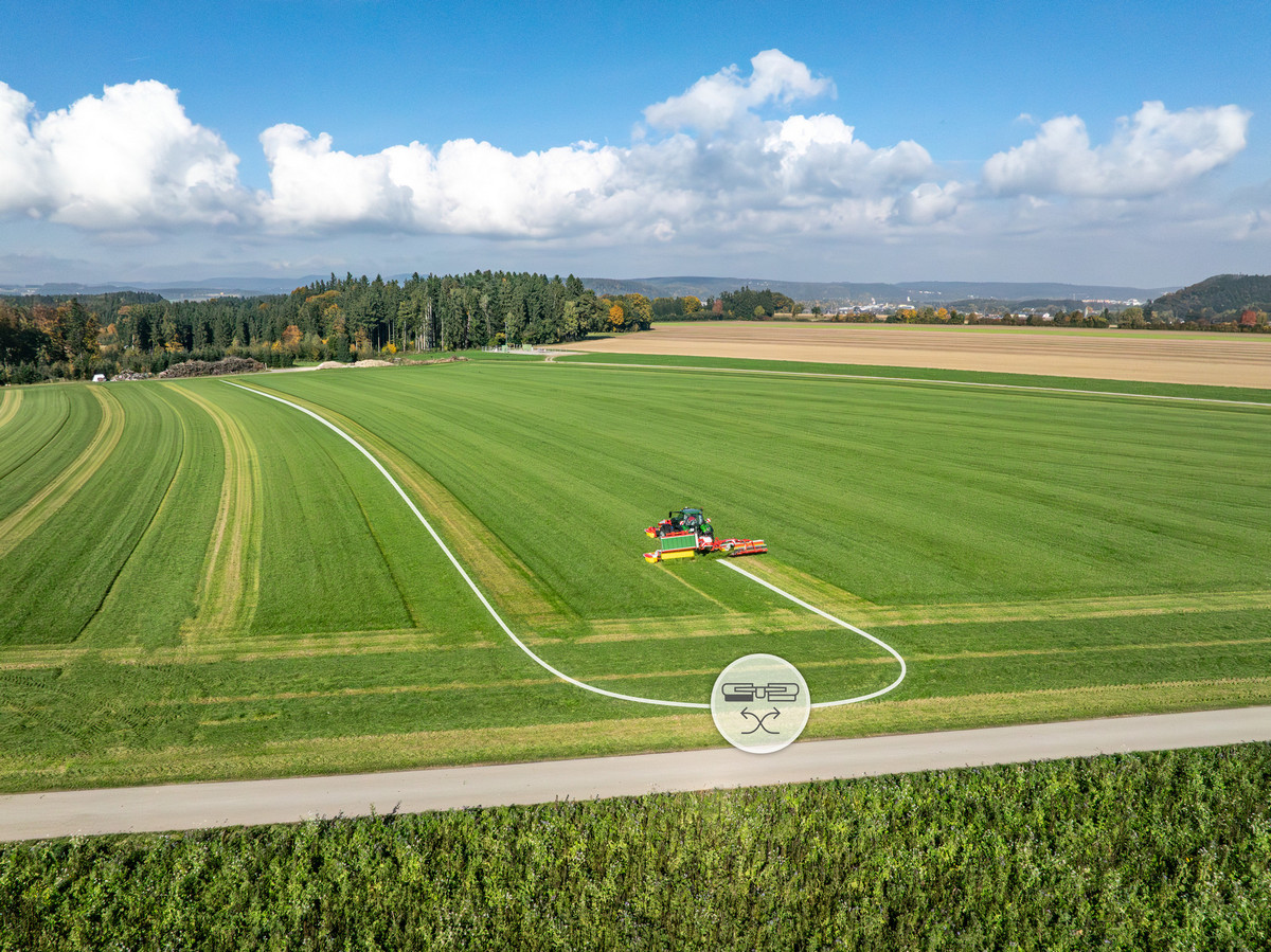 NOVACAT 301 ALPHA MOTION PRO ED NOVACAT V10000 ED CL DeutzFahr 29 1 Pöttinger wprowadza funkcję automatycznego odkładania pokosu dla kosiarek NOVACAT V