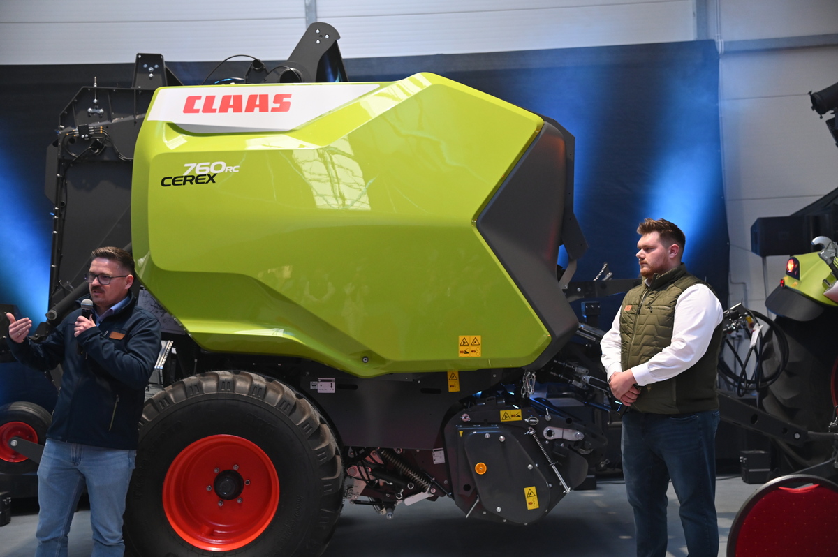 Kalchem Prezentacja nowosci prasa CLAAS CEREX Tu też kupisz maszyny i cześci CLAAS: Szadów Księży – nowa, piąta placówka PHZ Kalchem