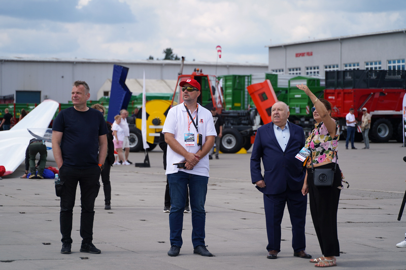 Podlaskie Święto Techniki i Lotnictwa. PRONAR otworzył swoje drzwi dla mieszkańców regionu PRO07448 Podlaskie Święto Techniki i Lotnictwa. PRONAR otworzył swoje drzwi dla mieszkańców regionu